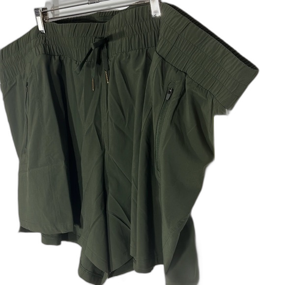 All in Motion Army Green Shorts NWT Size 4X - Picture 4 of 12